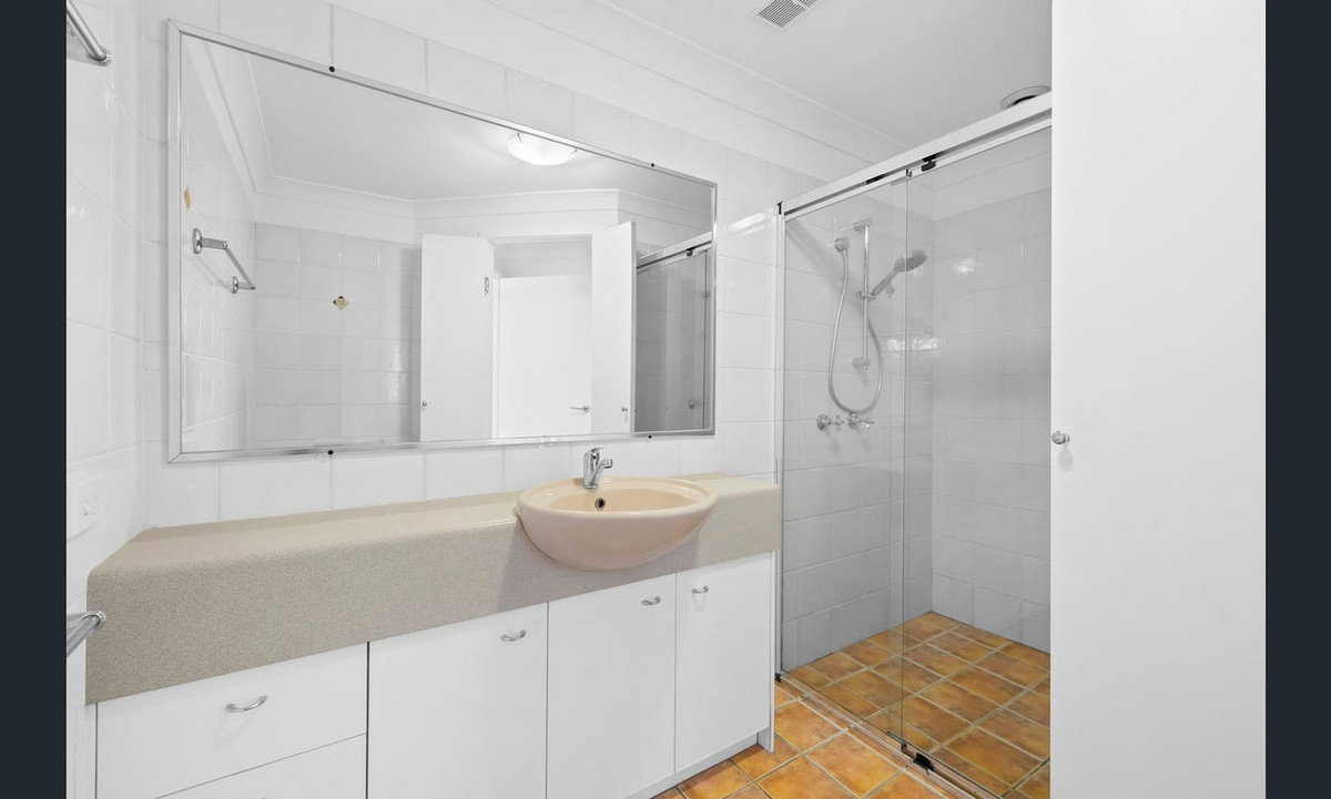 Listing image for 2/35 Beeston Street, Teneriffe  QLD  4005