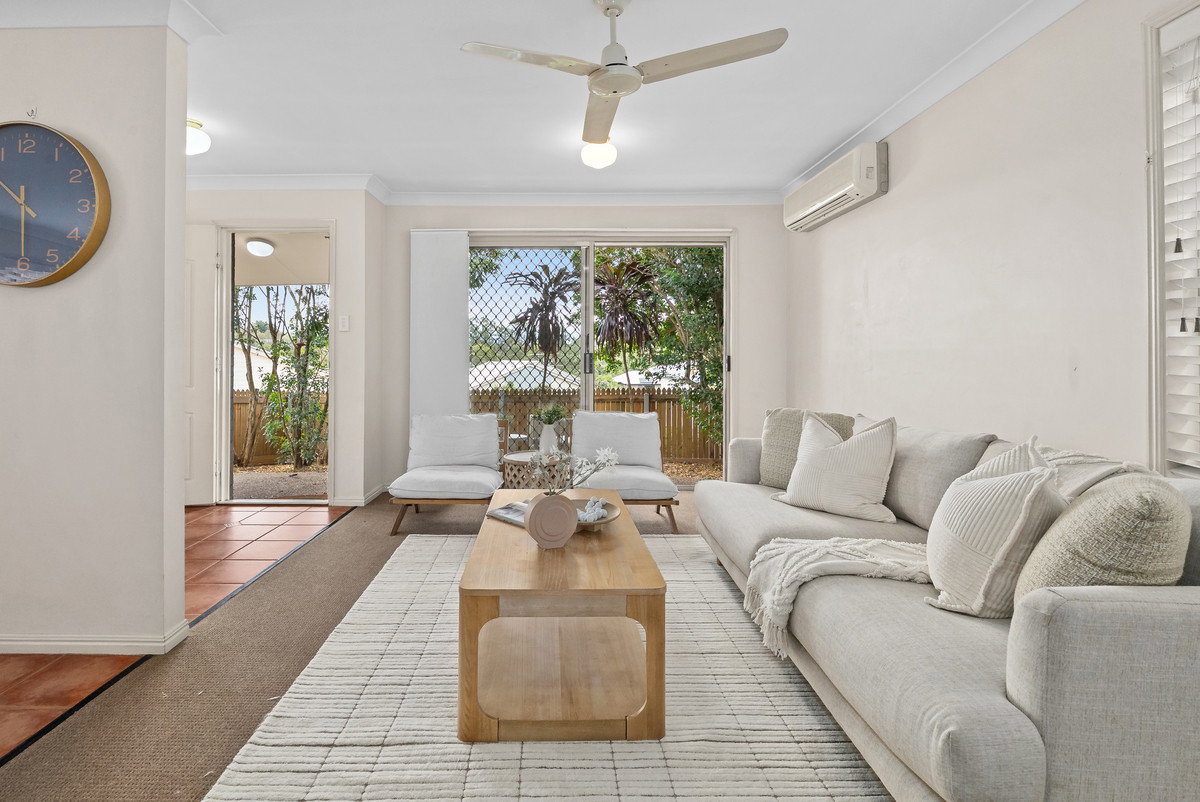 Listing image for 2/29 Oatland Crescent, Holland Park West  QLD  4121