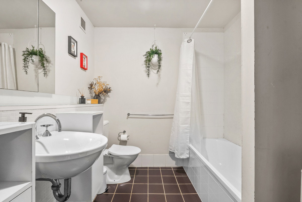 Listing image for 220/88 Macquarie Street, Teneriffe  QLD  4005