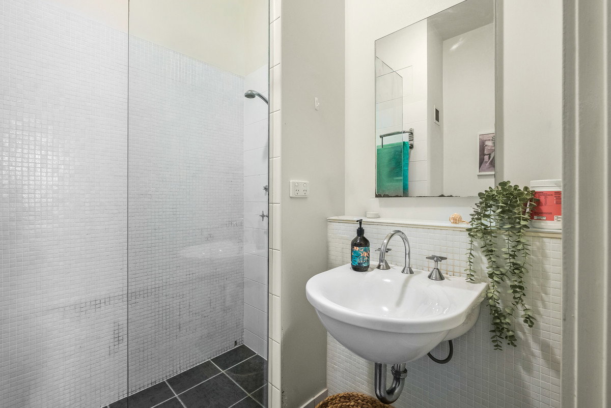 Listing image for 220/88 Macquarie Street, Teneriffe  QLD  4005