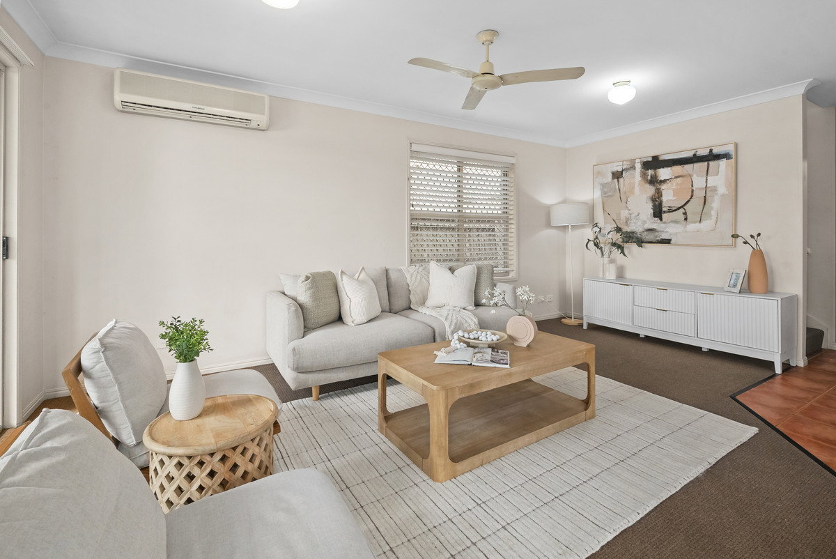 Listing image for 2/29 Oatland Crescent, Holland Park West  QLD  4121