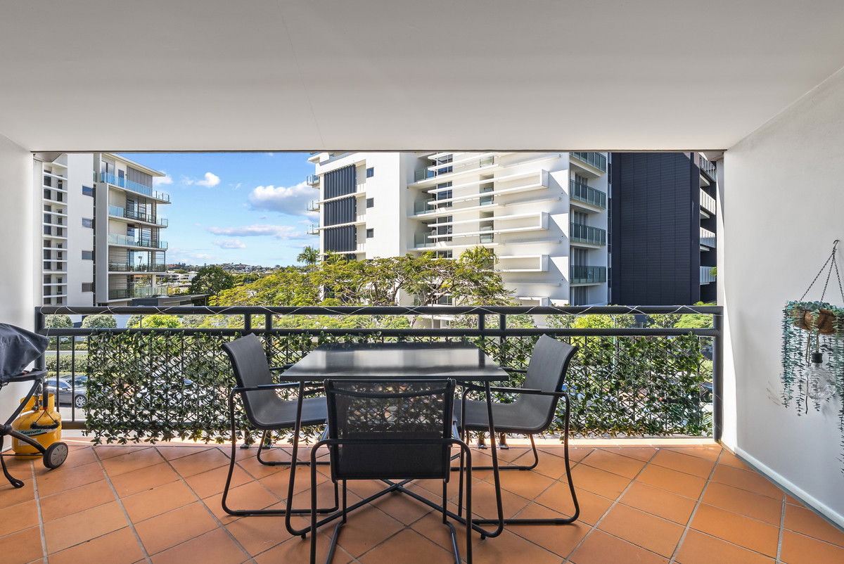 Listing image for 5/2 Macquarie Street, Teneriffe  QLD  4005