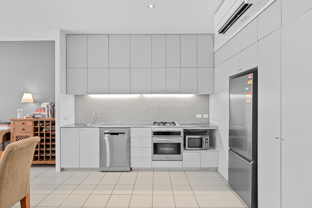 Listing image for 302/38 Skyring Tce, Teneriffe  QLD  4005