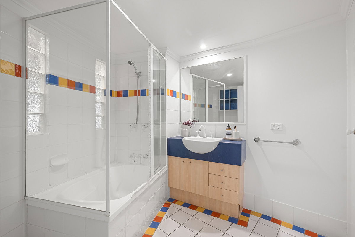 Listing image for 8/68 Beeston Street, Teneriffe  QLD  4005