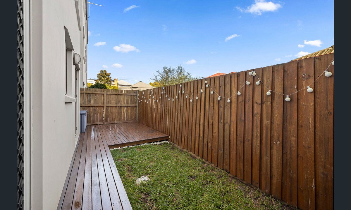 Listing image for 2/35 Beeston Street, Teneriffe  QLD  4005