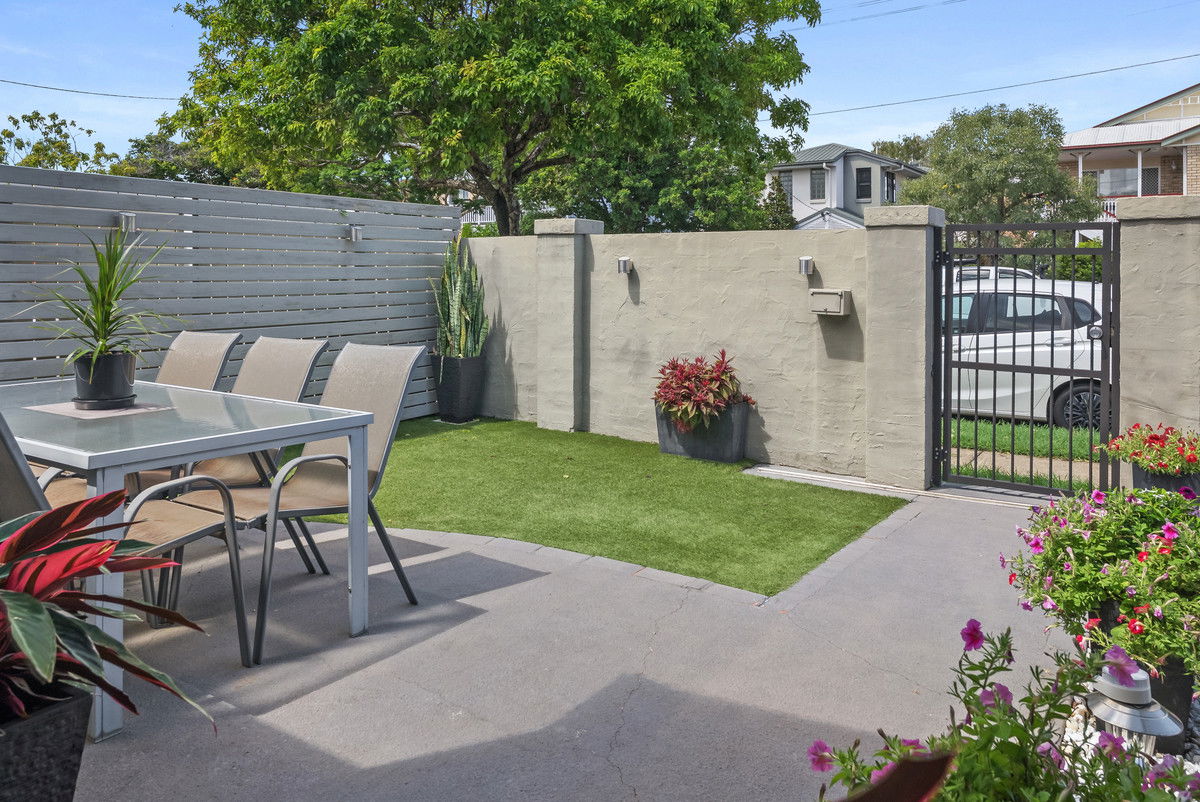 Listing image for 2/52 Stevenson Street, Ascot  QLD  4007