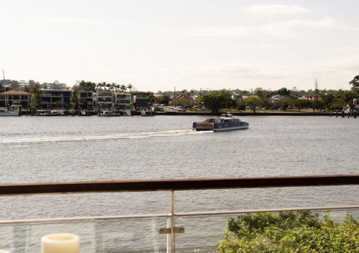 Listing image for 2/63 Macquarie Street, Teneriffe  QLD  4005