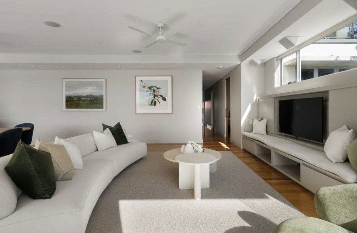 Listing image for 2/63 Macquarie Street, Teneriffe  QLD  4005